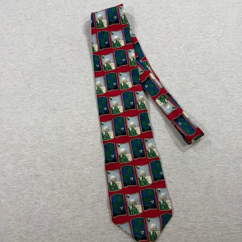 FN Christmas Necktie Mens OS Red Excellent US Capitol‎ Christmas Tree Silk Blend